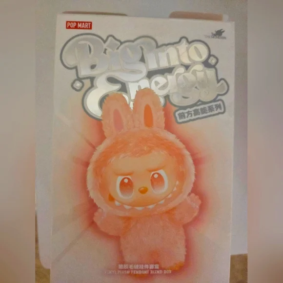 Labubu "Big Into Energy" Open Box - LOVE - Picture 4 of 14